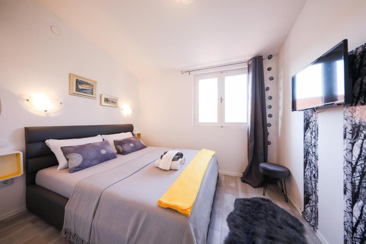 Rita Apartman *